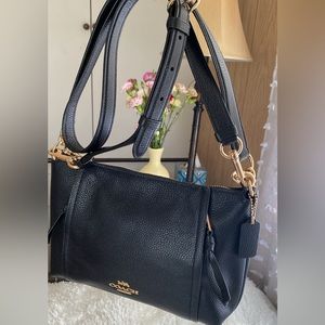 NWT TWO WAY LEATHER COACH SHOULDER BAG